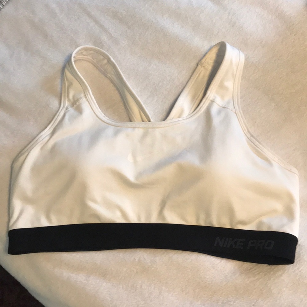 Nike Pro Sports Bra